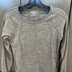 Athleta women’s size xsmall shirt